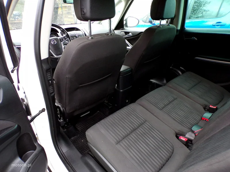 Opel Zafira C Tourer 27