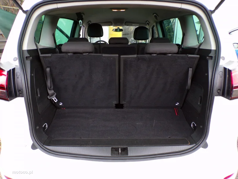 Opel Zafira C Tourer 31