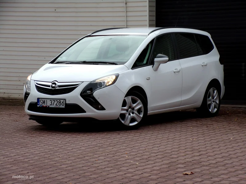 Opel Zafira C Tourer 5
