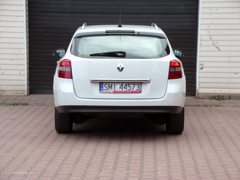 Renault Laguna III 15