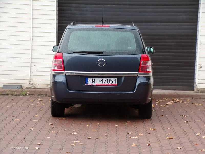 Opel Zafira B 14