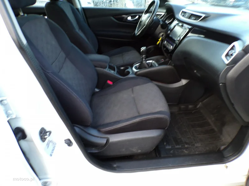 Nissan Qashqai 30
