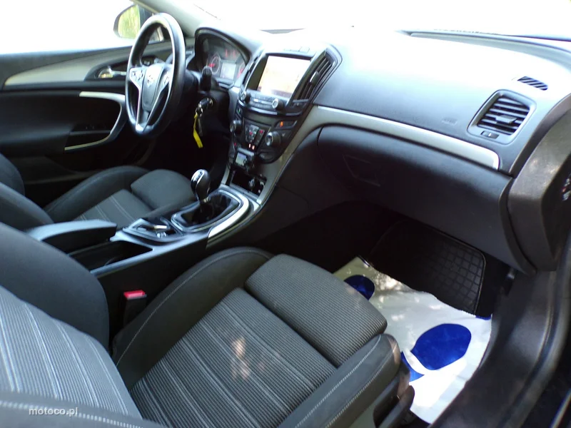 Opel Insignia A 32