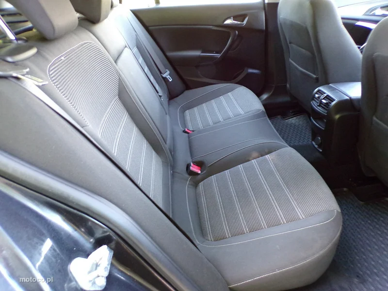 Opel Insignia A 36
