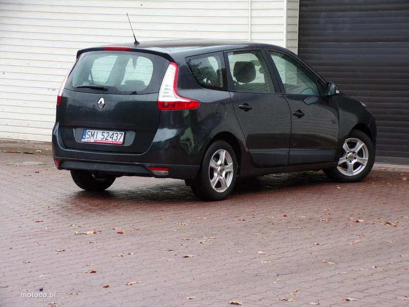 Renault Grand Scenic II 12