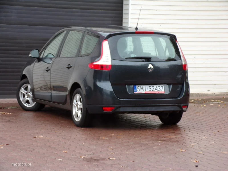 Renault Grand Scenic II 15