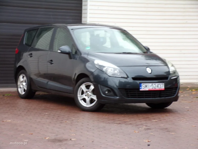 Renault Grand Scenic II 3