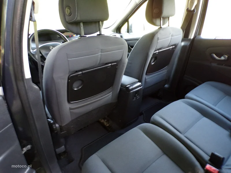 Renault Grand Scenic II 24