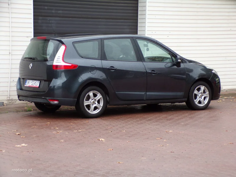Renault Grand Scenic II 4