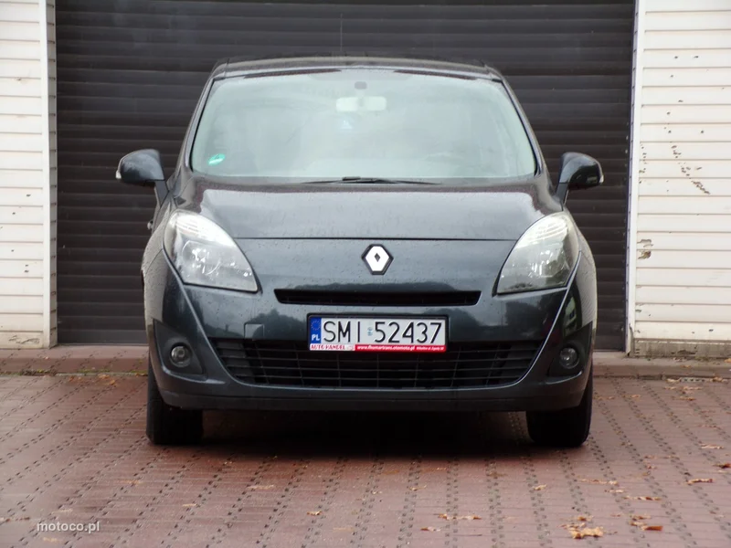 Renault Grand Scenic II 7