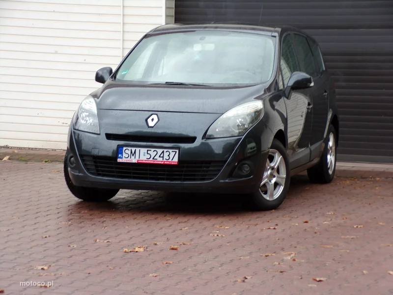 Renault Grand Scenic II 8