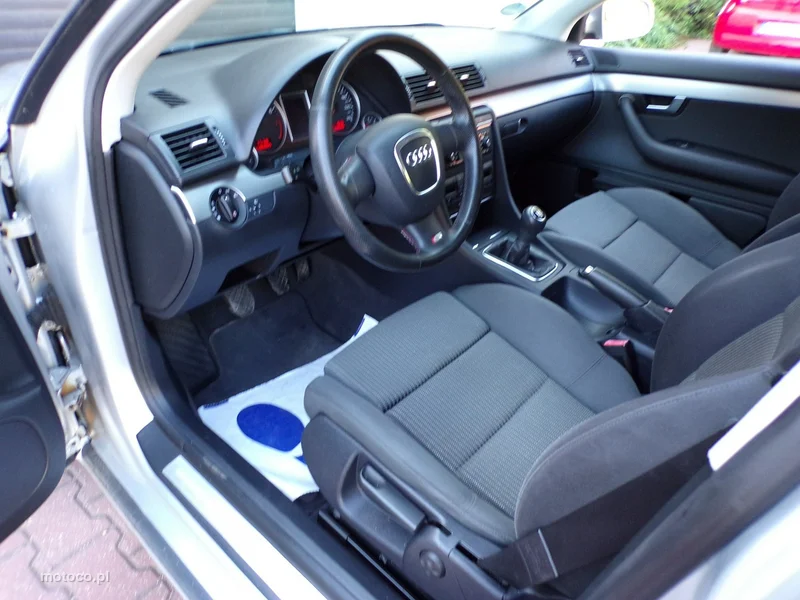 Audi A4 B7 22