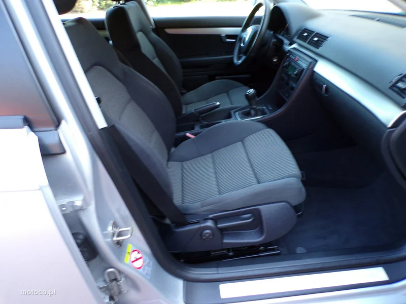 Audi A4 B7 30