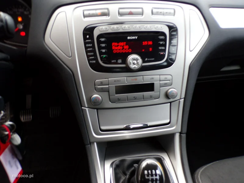 Ford Mondeo IV 21