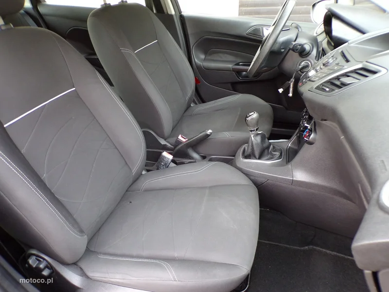 Ford Fiesta VI 23