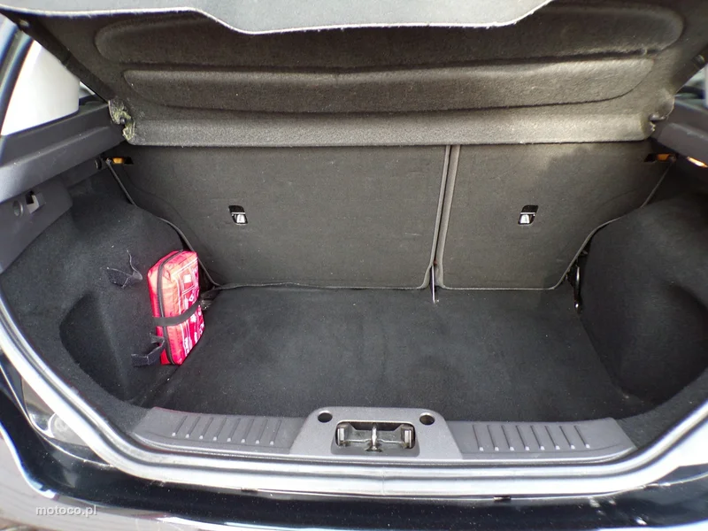 Ford Fiesta VI 28