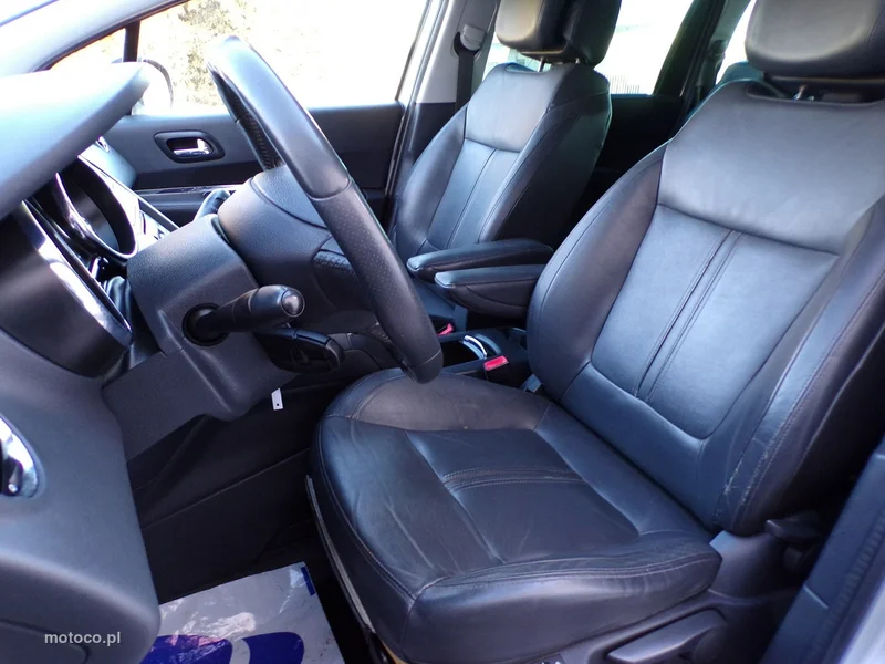 Peugeot 5008 17