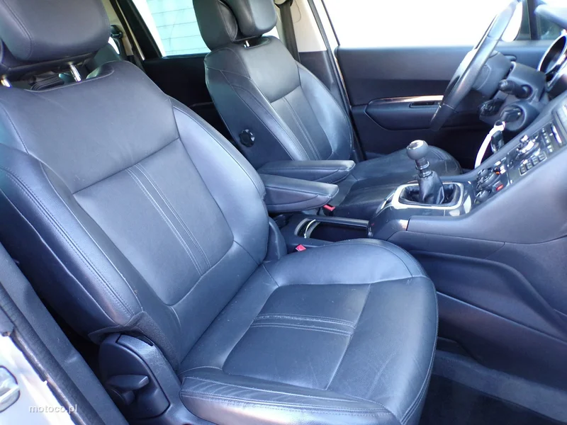 Peugeot 5008 23