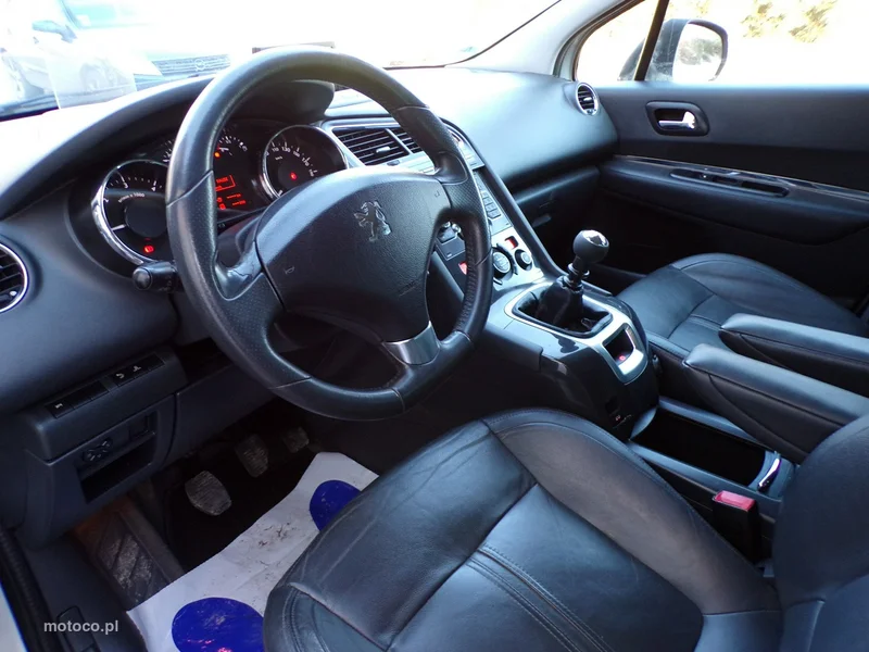 Peugeot 5008 29