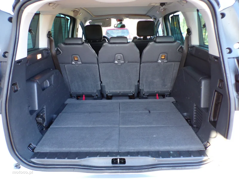 Peugeot 5008 35