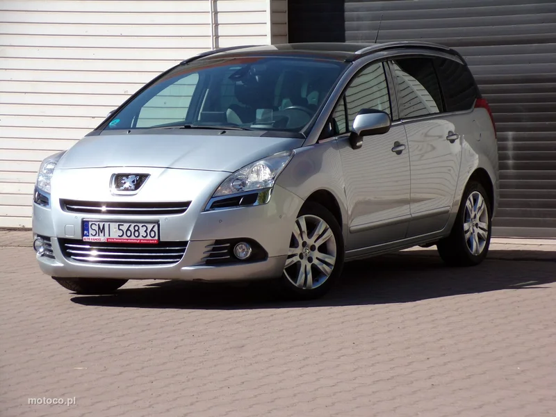 Peugeot 5008 8