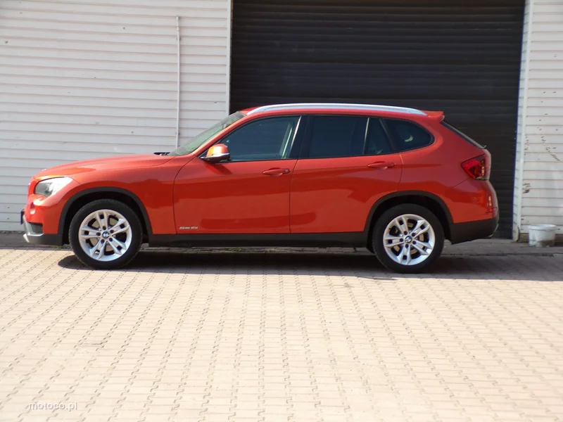 BMW X1 E84 11