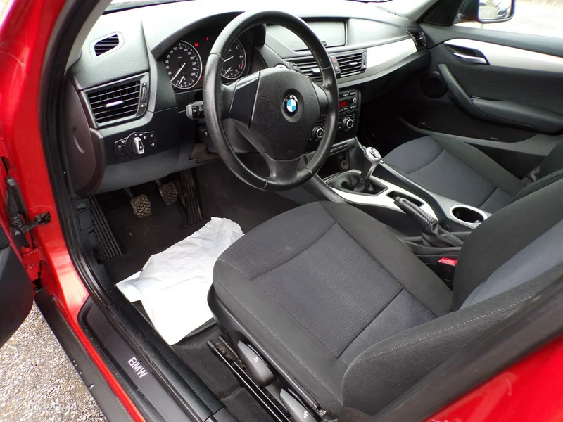 BMW X1 E84 23