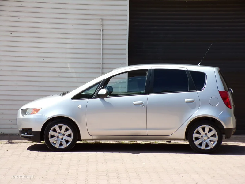 Mitsubishi Colt 11