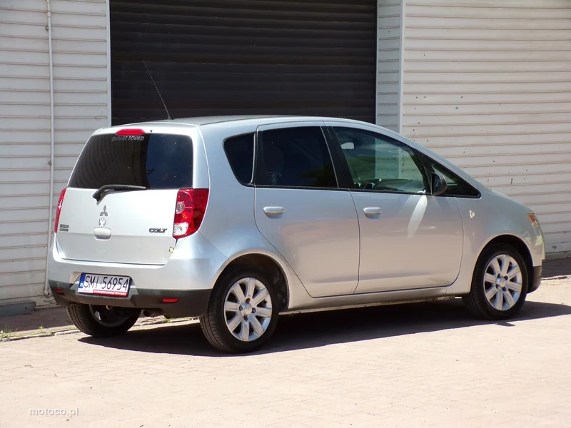Mitsubishi Colt 5