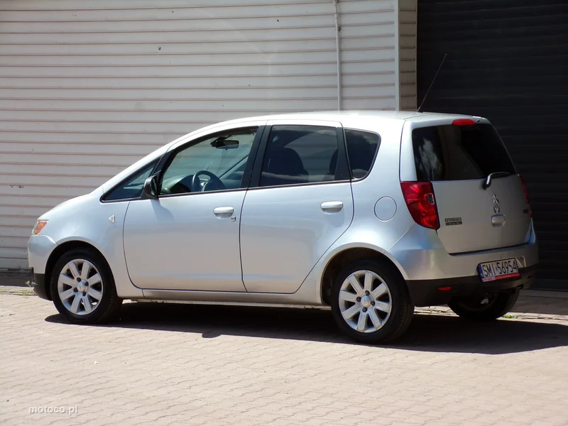 Mitsubishi Colt 9
