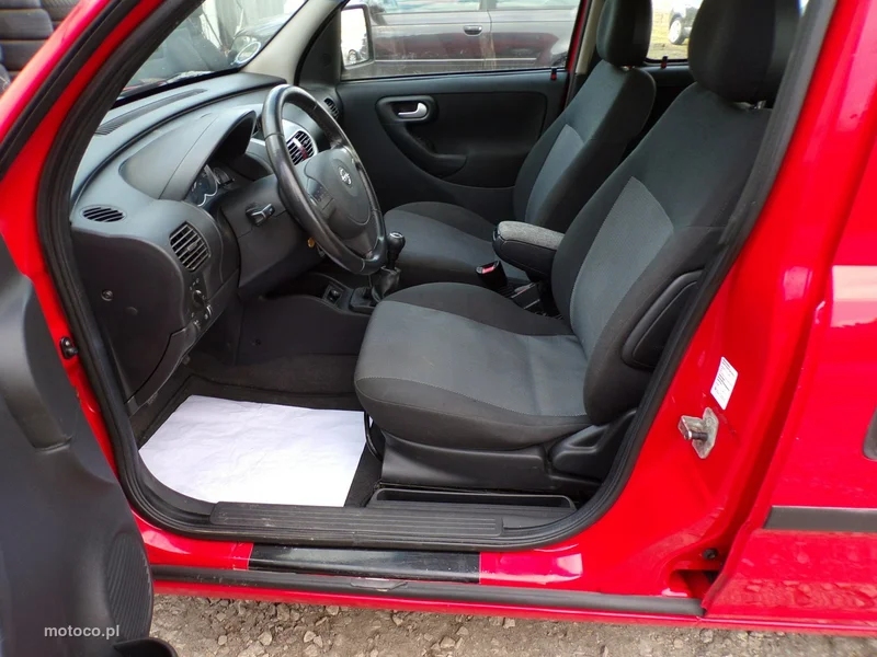 Opel Combo C 18