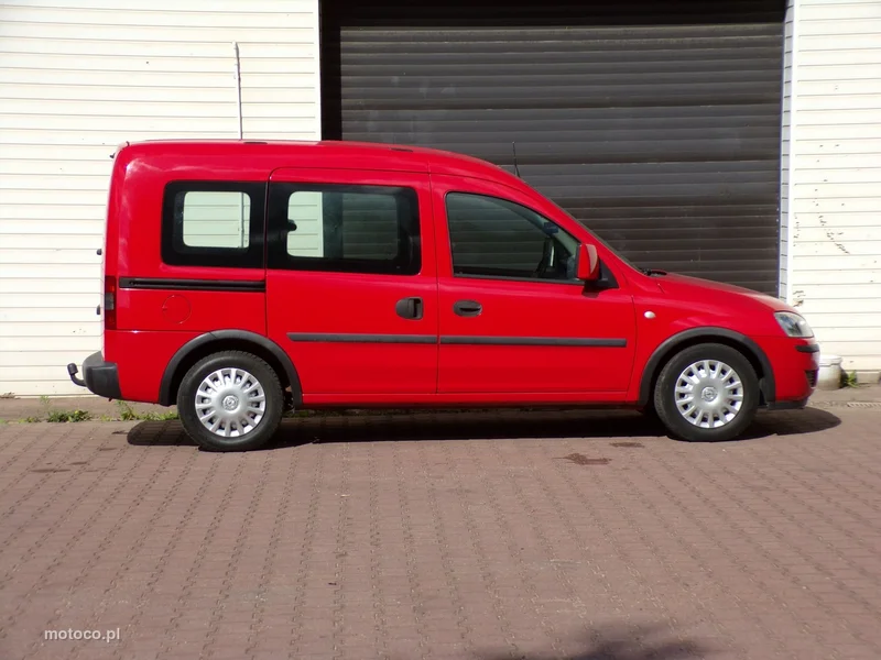 Opel Combo C 3