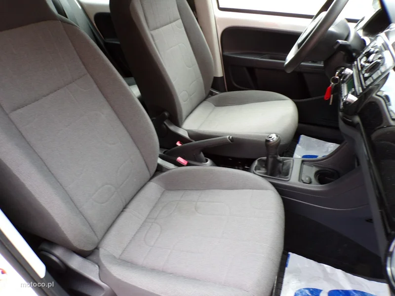 Volkswagen up! 23