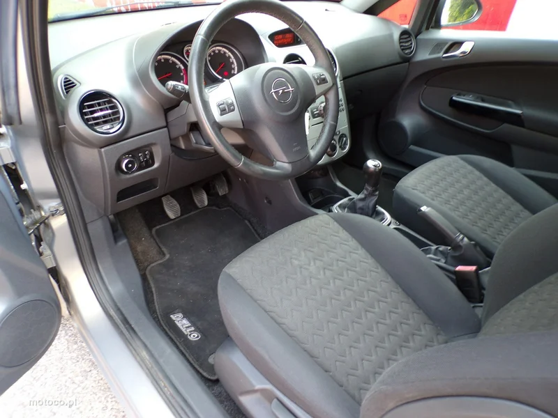 Opel Corsa D 20