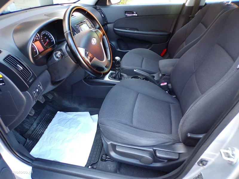 Hyundai i30 19