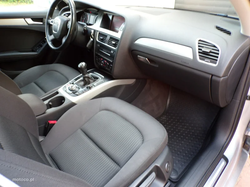 Audi A4 B8 24