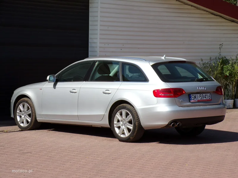 Audi A4 B8 10