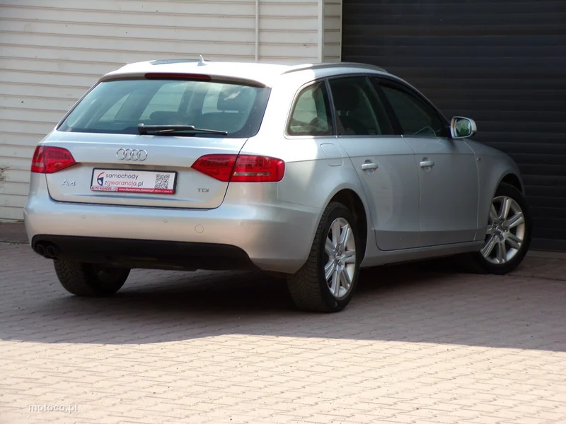 Audi A4 B8 15