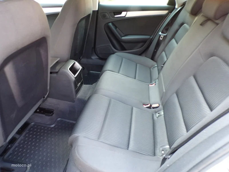Audi A4 B8 17