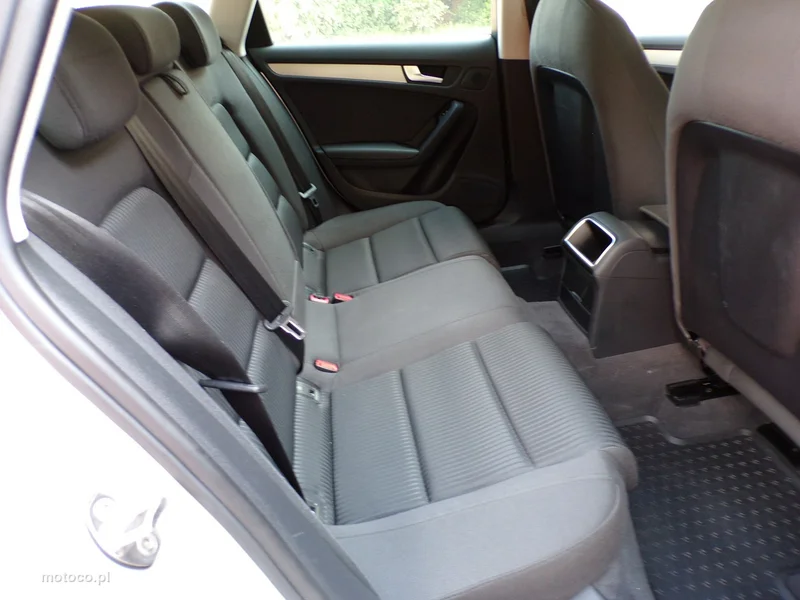 Audi A4 B8 24