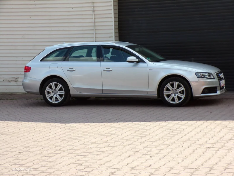 Audi A4 B8 4
