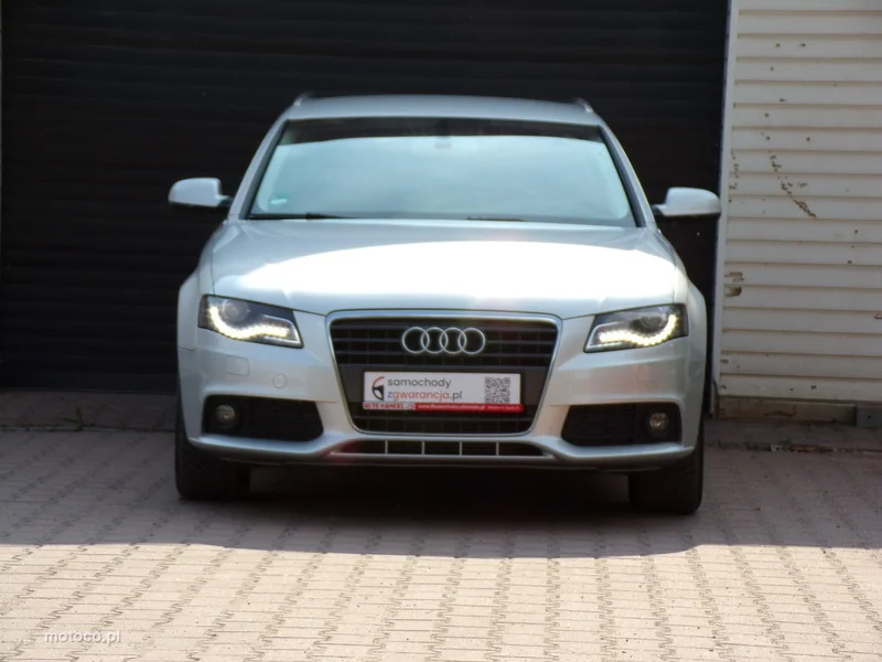 Audi A4 B8 6