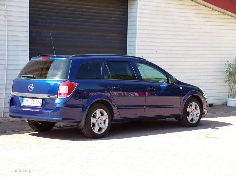 Opel Astra Sports Tourer 11