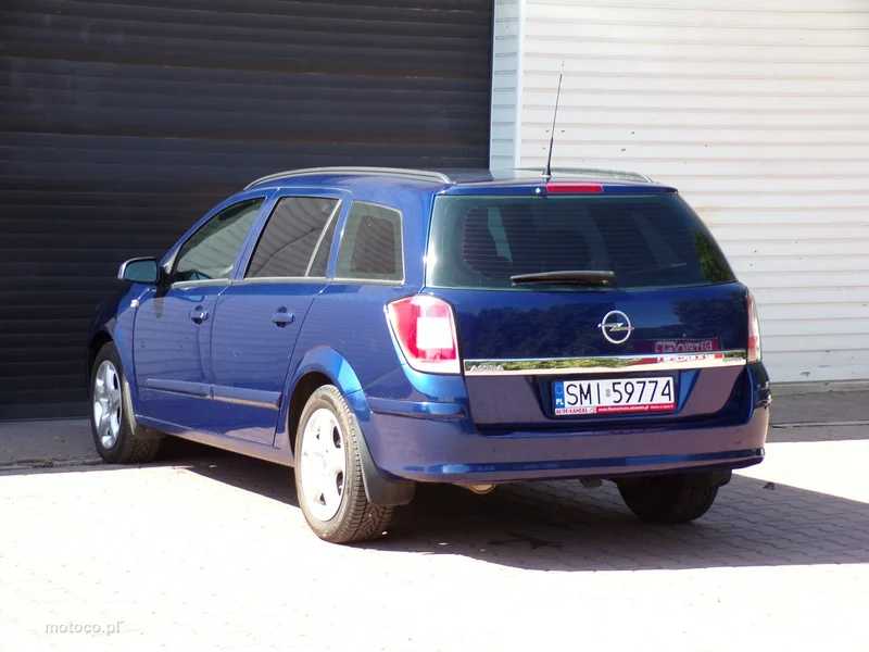 Opel Astra Sports Tourer 9