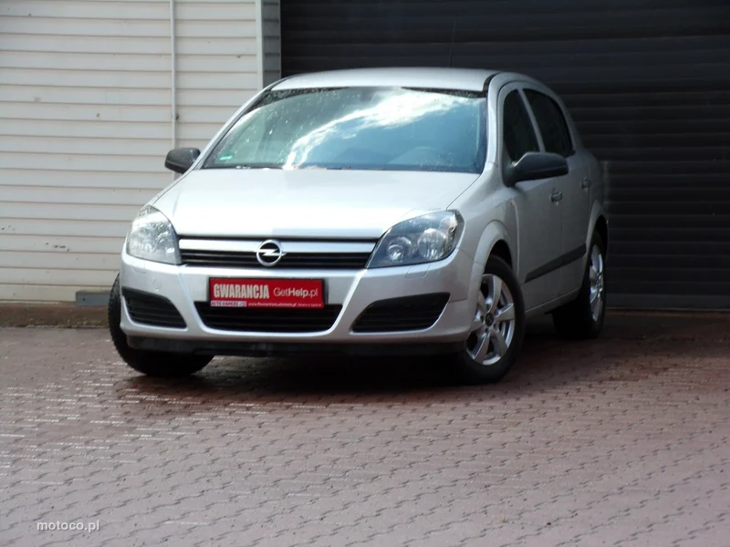 Opel Astra H 4