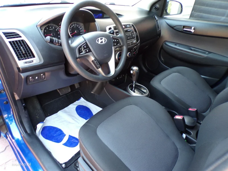 Hyundai i20 34