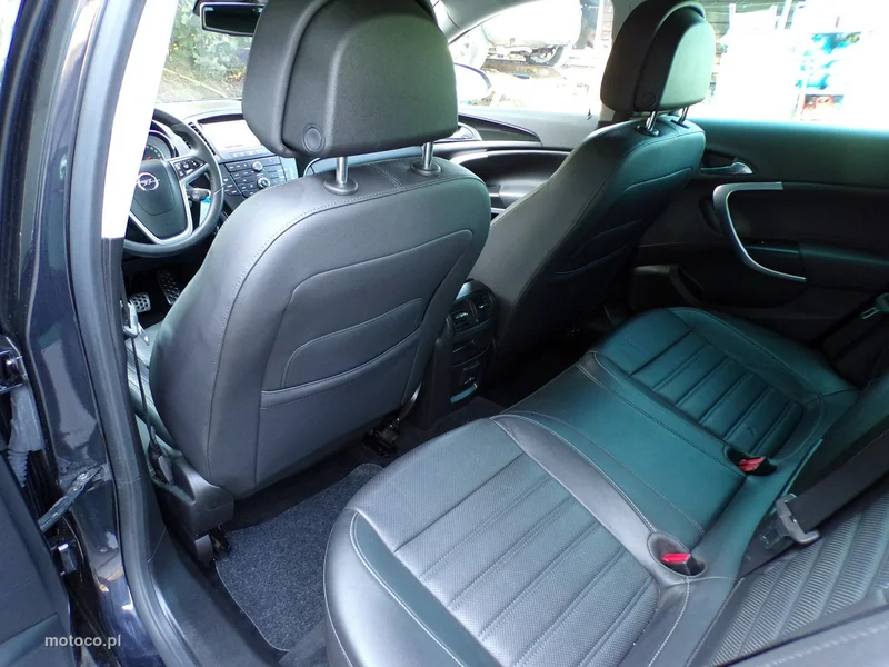 Opel Insignia A 24