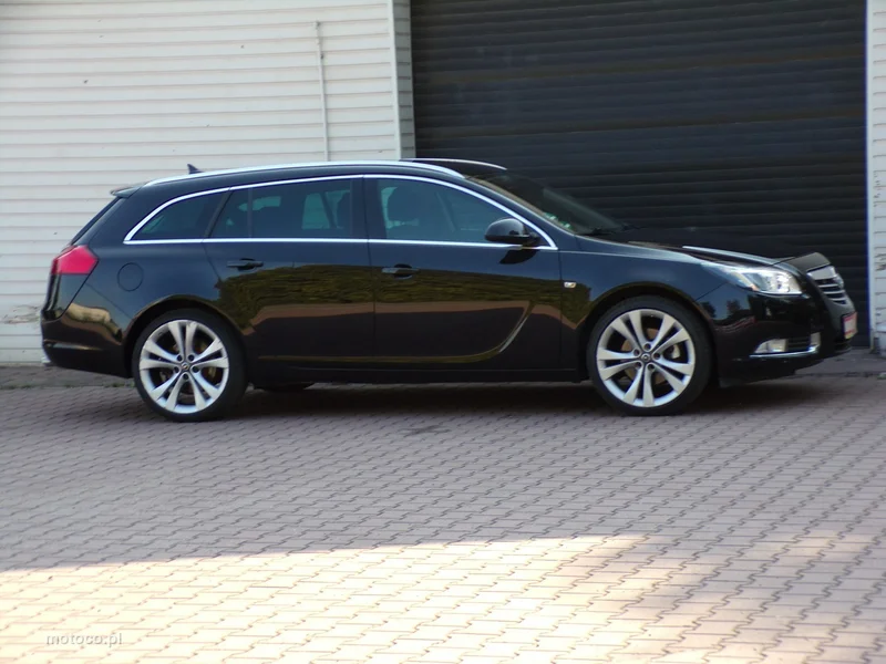 Opel Insignia A 4