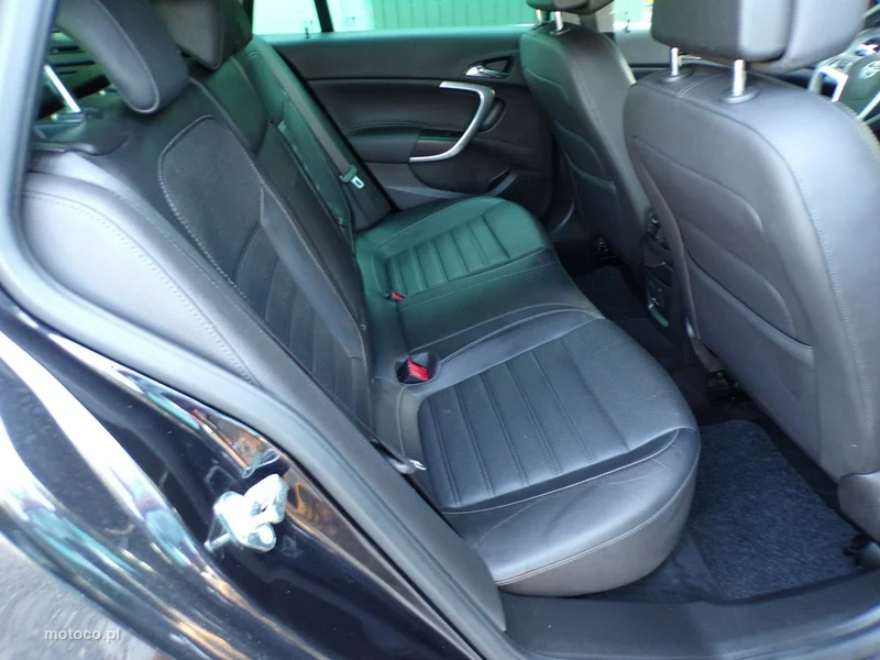Opel Insignia A 32