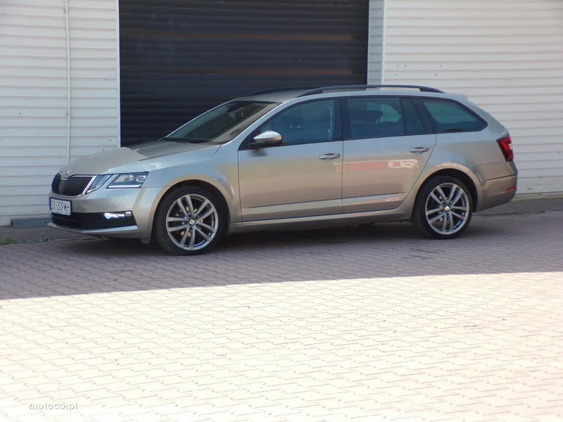 Skoda Octavia III 6